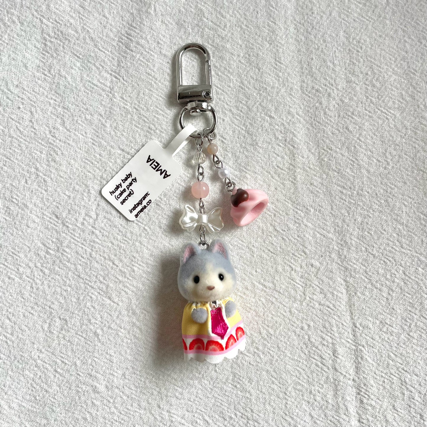 Cake Party Husky (Secret) Keychain